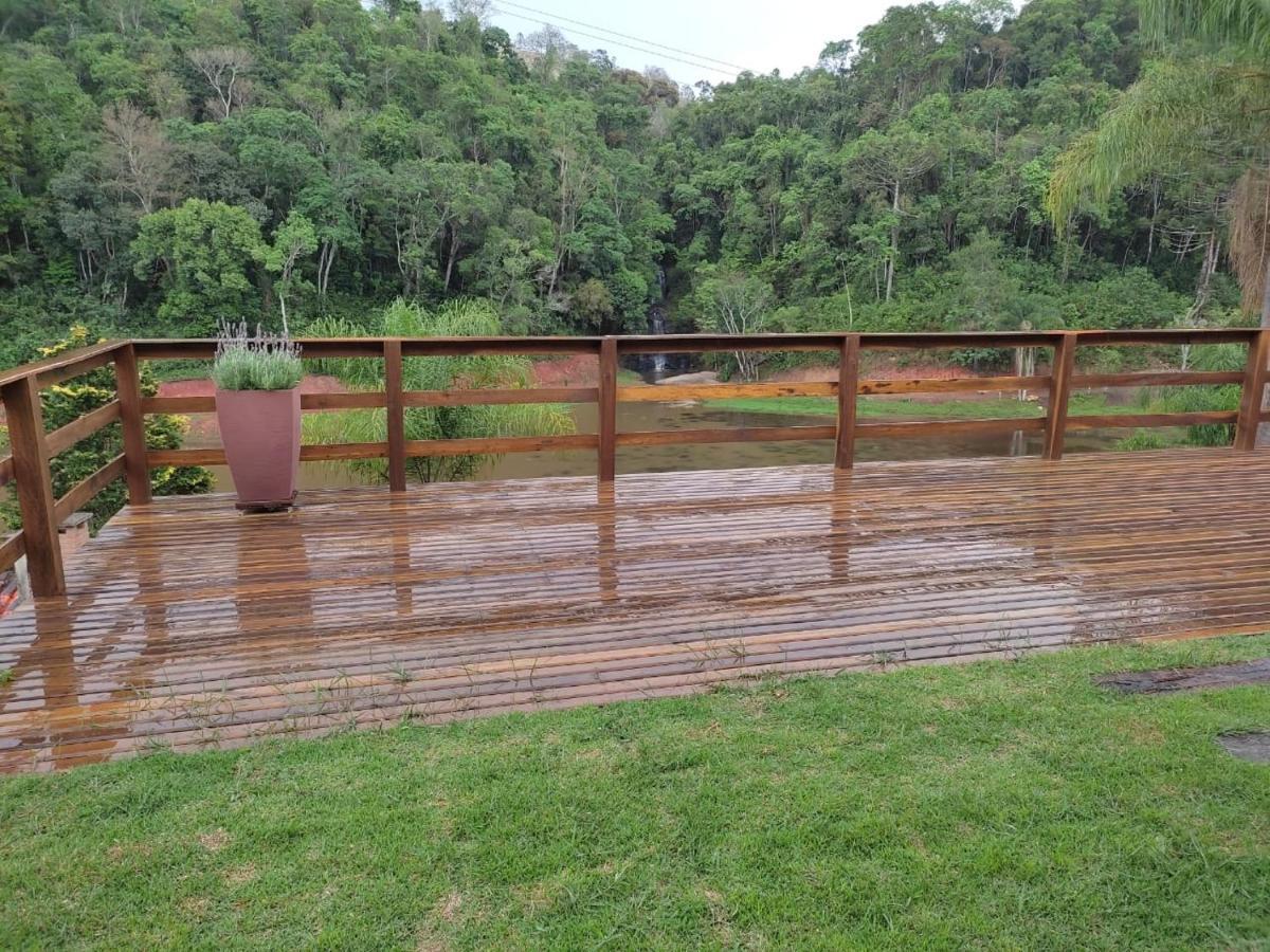 Pousada Estancia Shangri-La Cunha Exteriér fotografie